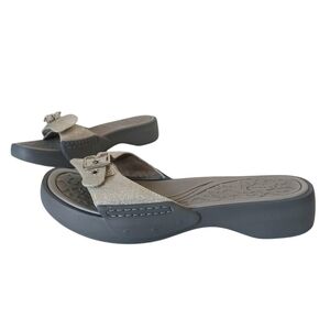Dr. Scholl's Sandal Women's Size 10 M Slip-On Flats Silver‎ Metallic Rock On